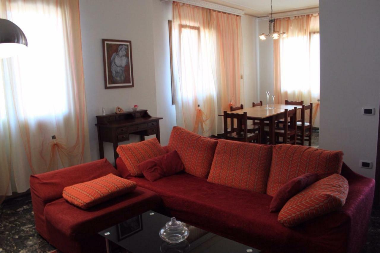 Casa Vacanza Pina San Trovaso エクステリア 写真
